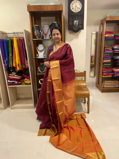 Maroon And Rust Vertical Vairoosi Saree For Weddings