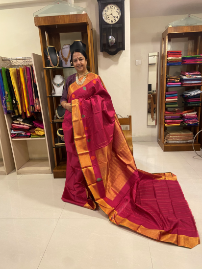 Dark Pink Classic Traditional Maroon With Meenakari Butte Day Time Muhurtham Saree